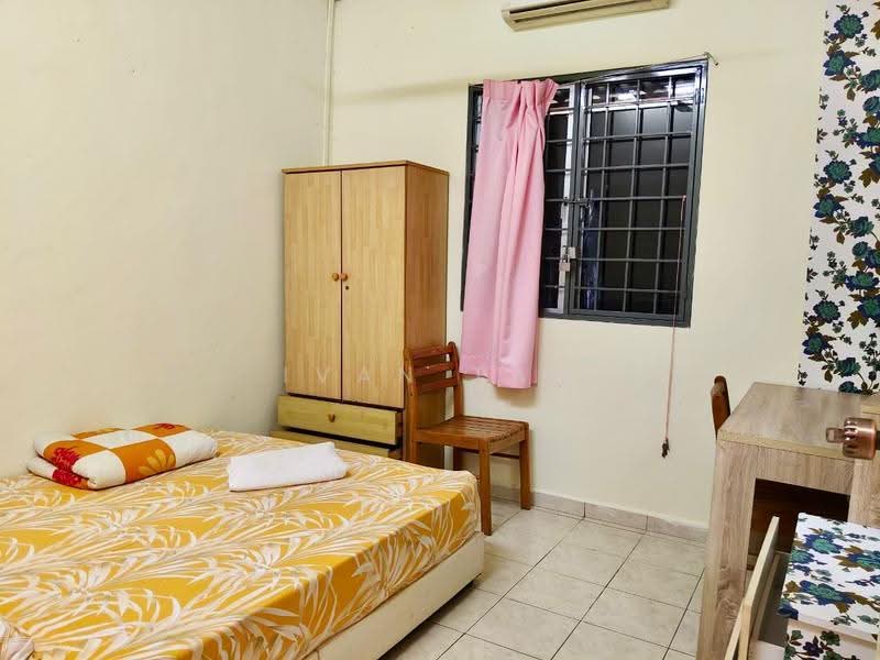 Rumah Teres 1-Tingkat untuk Dijual di Bandar Kinrara Seksyen 4 (Bandar Kinrara) - Ivan Tan - Bedroom - PropertyGuru.com.my