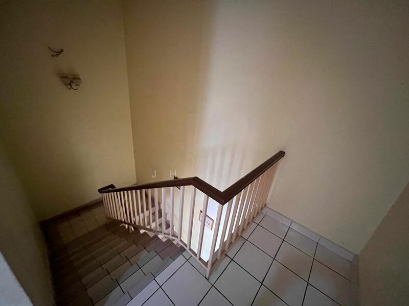 Townhouse for Sale in SS 23, Taman Sea (Petaling Jaya) - JH Tee - Interior - PropertyGuru.com.my