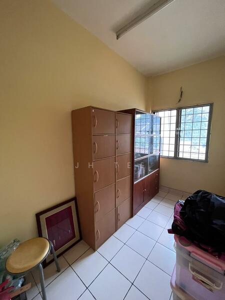 Townhouse for Sale in SS 23, Taman Sea (Petaling Jaya) - JH Tee - Interior - PropertyGuru.com.my
