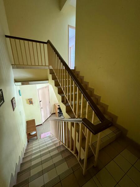 Townhouse for Sale in SS 23, Taman Sea (Petaling Jaya) - JH Tee - Corridor - PropertyGuru.com.my