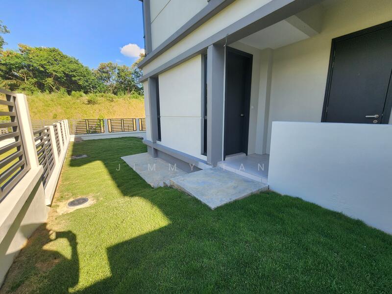 Semi-Detached House for Sale in Amverton Hills (Sungai Buloh) - Jimmy Tan - Exterior - PropertyGuru.com.my