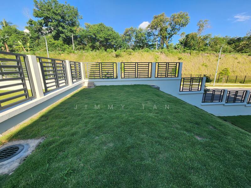 Semi-Detached House for Sale in Amverton Hills (Sungai Buloh) - Jimmy Tan - Exterior - PropertyGuru.com.my