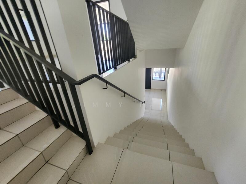 Semi-Detached House for Sale in Amverton Hills (Sungai Buloh) - Jimmy Tan - Interior - PropertyGuru.com.my