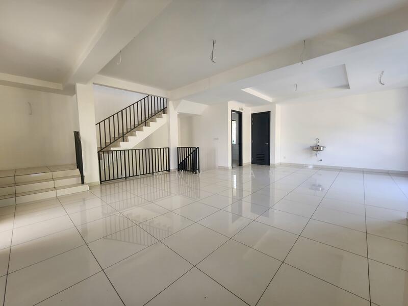 Semi-Detached House for Sale in Amverton Hills (Sungai Buloh) - Jimmy Tan - Interior - PropertyGuru.com.my