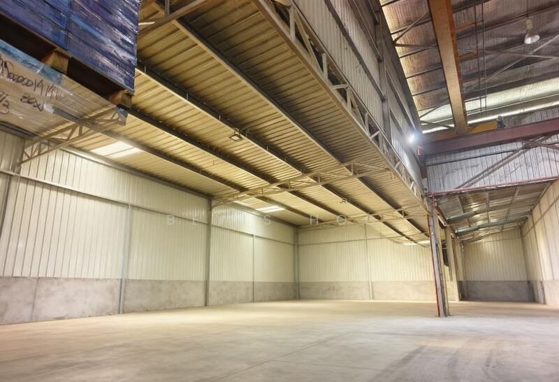 Detached Factory for Sale in Senai (Kulai) - Bevis Hoo - Interior - PropertyGuru.com.my