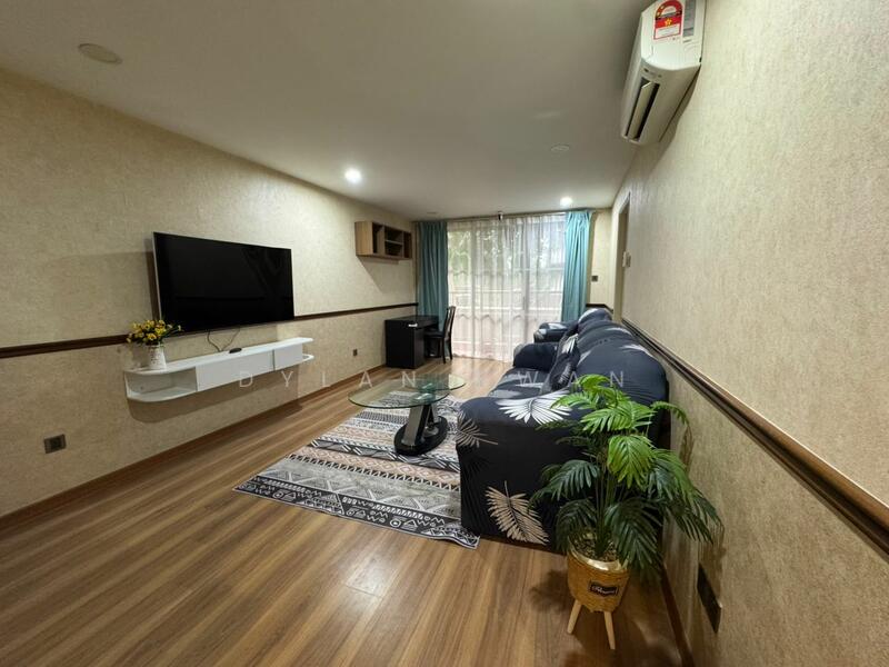 Laman Suria untuk Untuk Disewa - RM 2,800 /bulan, Feb 2026 - Living Room - PropertyGuru.com.my