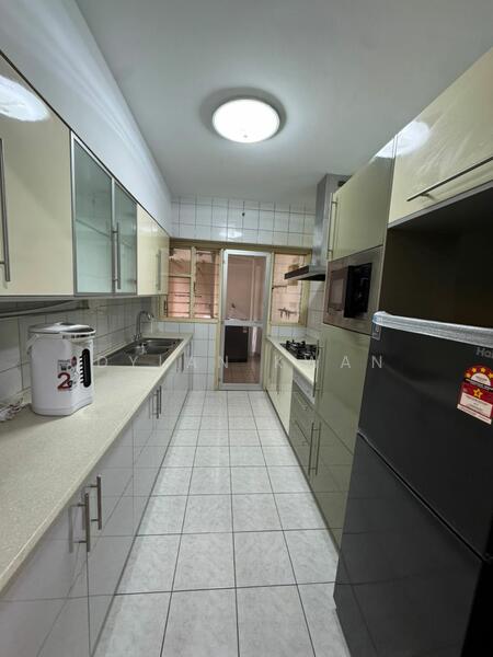 Laman Suria untuk Untuk Disewa - RM 2,800 /bulan, Feb 2026 - Kitchen - PropertyGuru.com.my