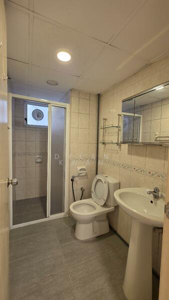 Laman Suria untuk Untuk Disewa - RM 2,800 /bulan, Feb 2026 - Bathroom - PropertyGuru.com.my