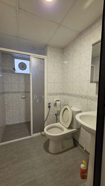 Laman Suria untuk Untuk Disewa - RM 2,800 /bulan, Feb 2026 - Bathroom - PropertyGuru.com.my