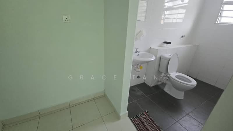 Bangi Avenue 3 Storey , Taman Bangi Avenue untuk Untuk Disewa - RM 1,800 /bulan, Mac 2026 - Bathroom - PropertyGuru.com.my