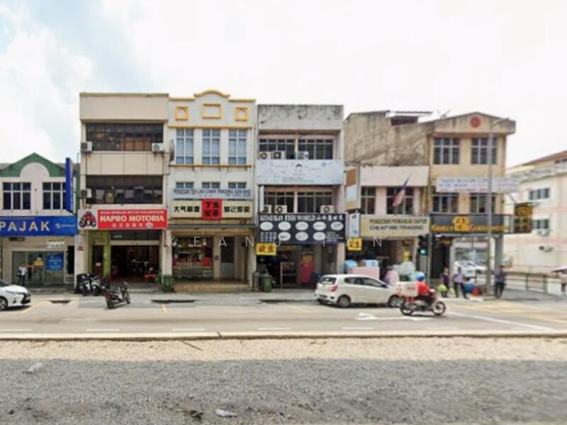 [3 Storey, Main Road Frontage] Jalan Besar Kepong untuk Untuk Disewa - RM 6,600 /bulan, Feb 2026 - Exterior - PropertyGuru.com.my