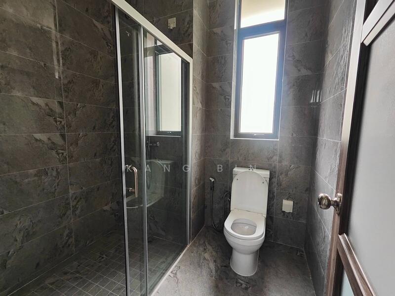 Semi-Detached House for Sale in Forest City (Gelang Patah) - Kang Bin - Bathroom - PropertyGuru.com.my