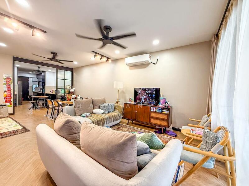 2-storey Terraced House for Sale in Elmina (Shah Alam) - Shazwan CH - Living Room - PropertyGuru.com.my