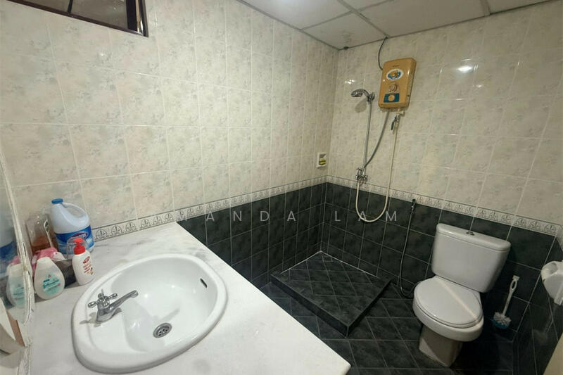 Marina Bay Condominium untuk Untuk Dijual - RM 900,000, Mac 2026 - Bathroom - PropertyGuru.com.my