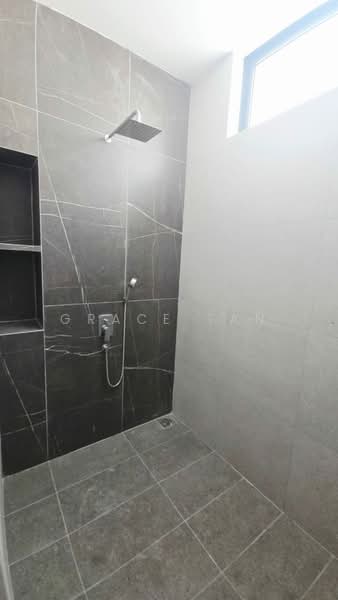 Bungalow for Sale in Taman Equine (Seri Kembangan) - Grace Tan - Bathroom - PropertyGuru.com.my