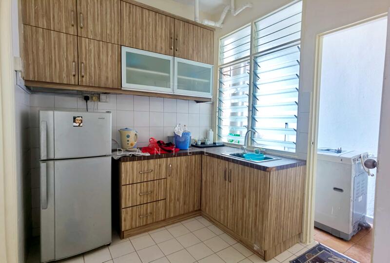 Apartment for Rent at Pangsapuri Lagoon Perdana - Daniel Ho - Kitchen - PropertyGuru.com.my