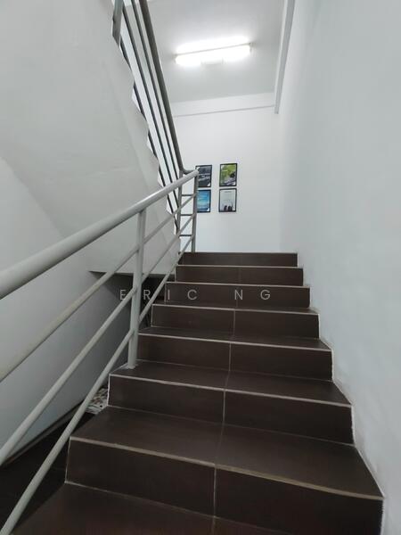 Kilang Berkembar untuk Dijual di Taman Perindustrian Taming Jaya (Balakong) - Eric Ng - Corridor - PropertyGuru.com.my