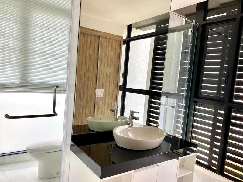 Setia V Residences untuk Untuk Disewa - RM 6,000 /bulan, Feb 2026 - Bathroom - PropertyGuru.com.my