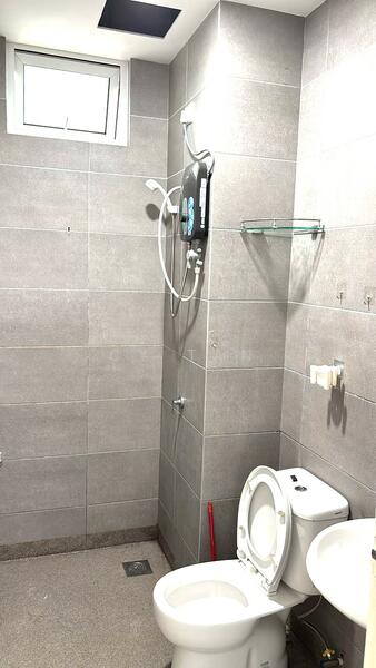 Starhill Luxury Residence untuk Untuk Disewa - RM 2,000 /bulan, Feb 2026 - Bathroom - PropertyGuru.com.my