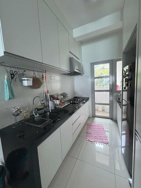 Condominium for Rent at 10 Island Resort - Anne Lee - Kitchen - PropertyGuru.com.my