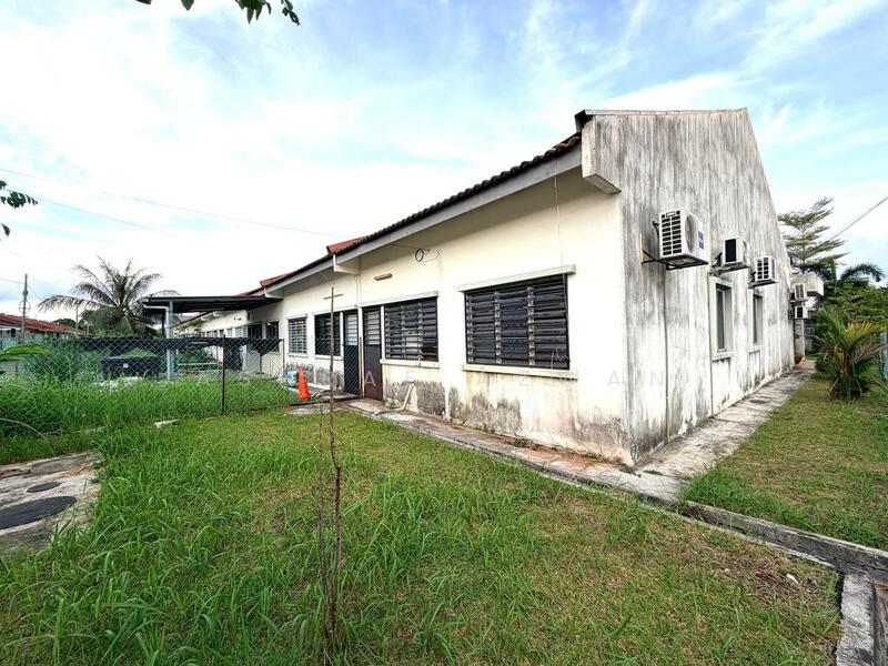 1-storey Terraced House for Sale in Klang (Selangor) - Ashraf Azwan - Exterior - PropertyGuru.com.my