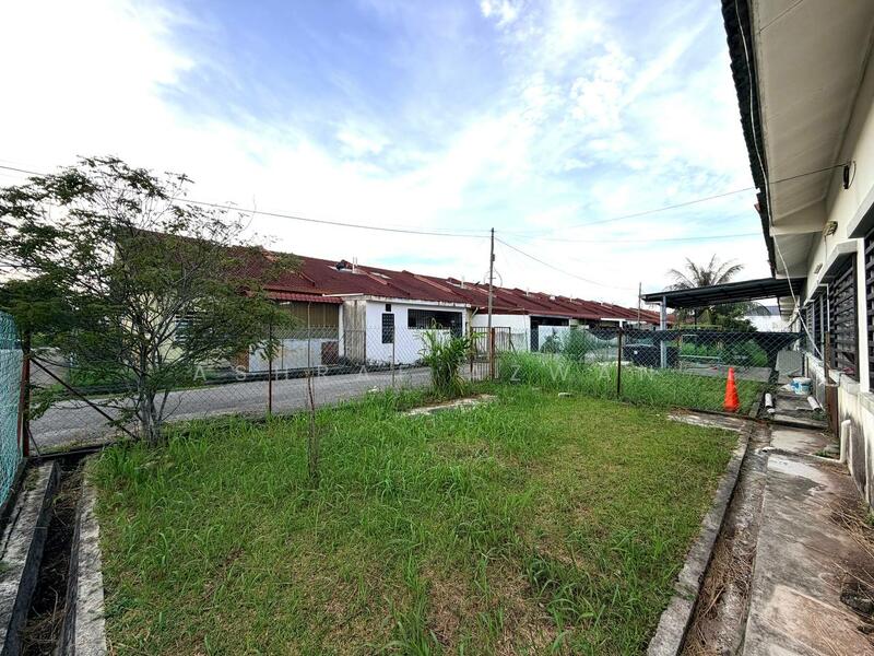 1-storey Terraced House for Sale in Klang (Selangor) - Ashraf Azwan - Exterior - PropertyGuru.com.my