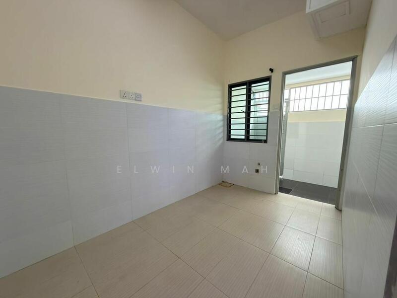 2-storey Terraced House for Sale in Taman Garing (Rawang) - Elwin Mah - Interior - PropertyGuru.com.my