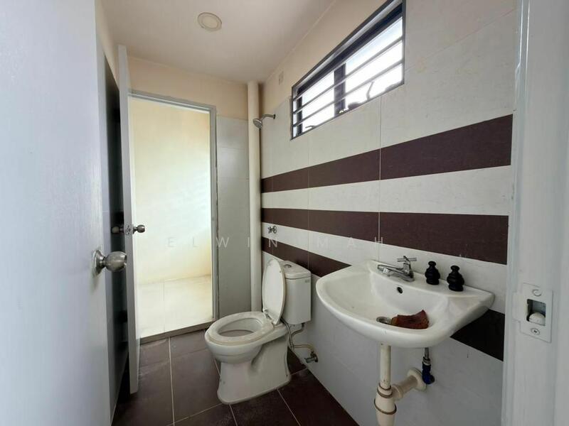 2-storey Terraced House for Sale in Taman Garing (Rawang) - Elwin Mah - PropertyGuru.com.my