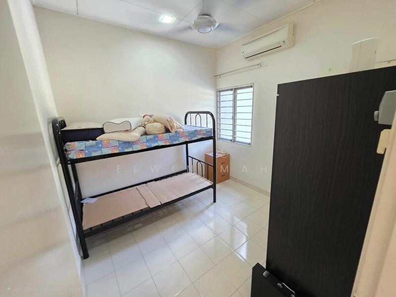2-storey Terraced House for Sale in Saujana Rawang (Rawang) - Elwin Mah - Bedroom - PropertyGuru.com.my