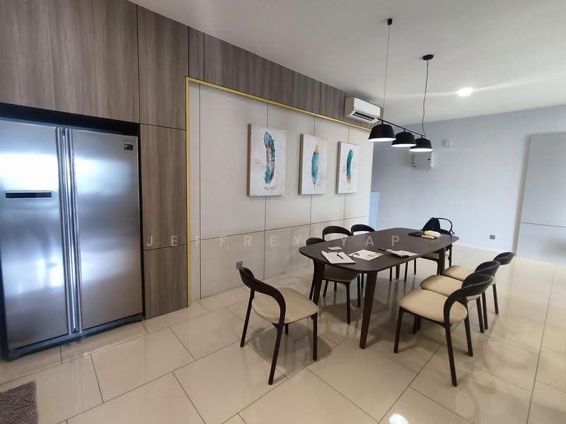 Kondominium untuk Dijual di Seri Puteri Hills - Jeffrey Yap - Dining Room - PropertyGuru.com.my