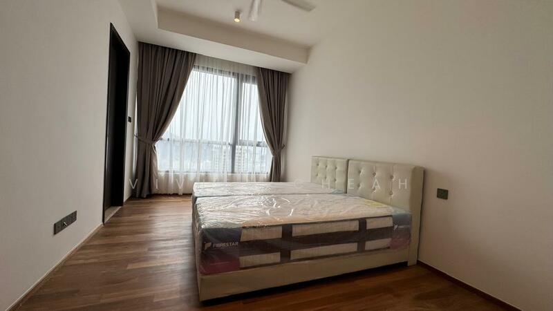 Service Residence for Sale at Marriott Residence @ Gurney - Vivien Cheah - Bedroom - PropertyGuru.com.my