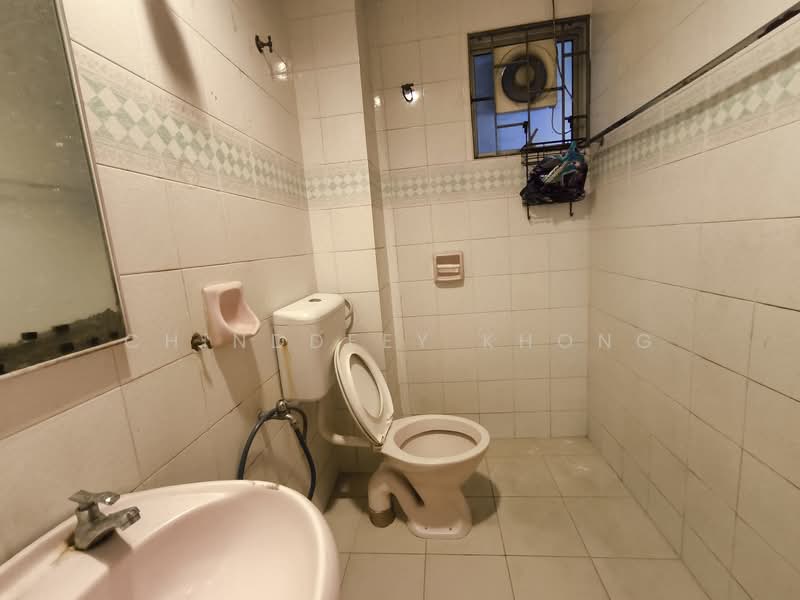Rumah Bandar untuk Disewa di Ampang (Selangor) - Chinddeey Khong - Bathroom - PropertyGuru.com.my