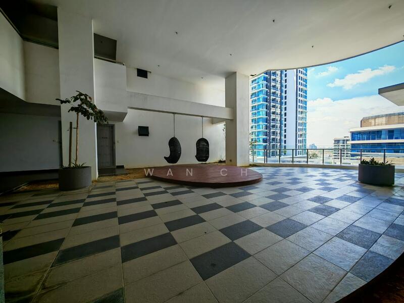 Kediaman Servis untuk Dijual di Pacific Star (Service Residence) - Wan CH - sky garden - PropertyGuru.com.my