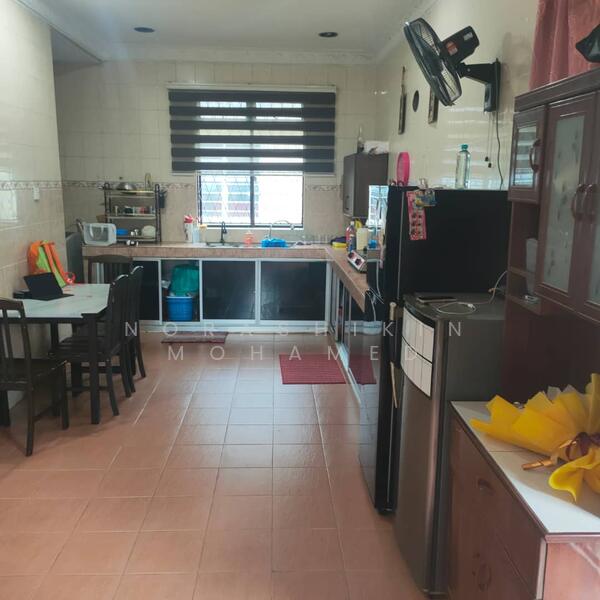1-storey Terraced House for Sale in Taman Bukit Intan (Kuala Pilah) - Norashikin Mohamed - Kitchen - PropertyGuru.com.my