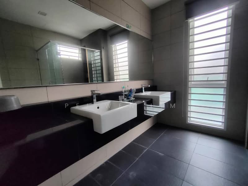3-storey Terraced House for Sale in Bandar Botanic (Klang) - Pei Wen Lim - Bathroom - PropertyGuru.com.my