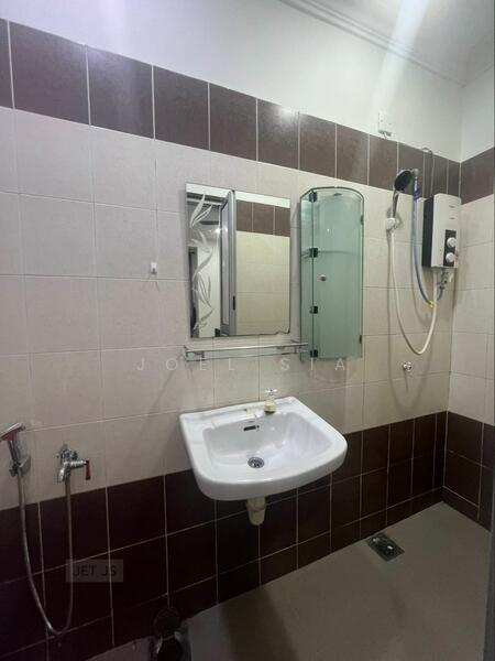 2-storey Terraced House for Rent in Klang (Selangor) - Joel Sia - Bathroom - PropertyGuru.com.my