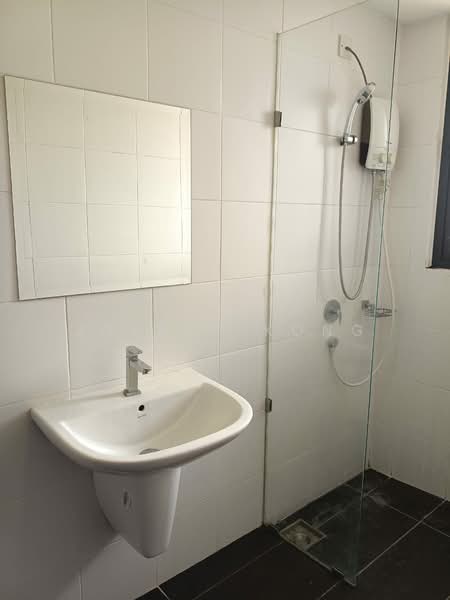 Service Residence for Rent at V@SUMMERPLACE - Joseph Kong - Bathroom - PropertyGuru.com.my