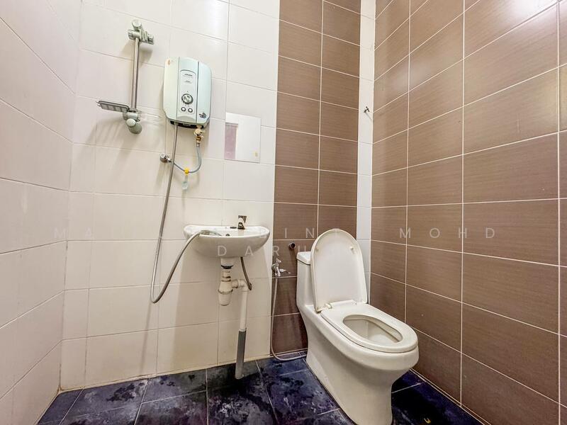 Rumah Teres 1 Tingkat untuk Dijual di Taman Panchor Jaya (Paroi) - Maizura binti Mohd Darus - Bathroom - PropertyGuru.com.my