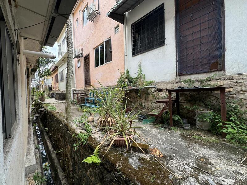 100% Loan Rumah Teres 2 Tingkat Taman Desa Serdang Seri Kembangan untuk Untuk Dijual - RM 420,000, Mac 2026 - Exterior - PropertyGuru.com.my