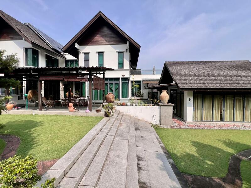 Bungalow for Sale in Bukit Jelutong (Shah Alam) - Nahathir Shahabudin - Exterior - PropertyGuru.com.my