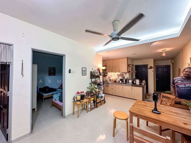 Lumayan Apartment (Bdr Tasik Permaisuri) untuk Untuk Dijual - RM 320,000, Feb 2026 - PropertyGuru.com.my