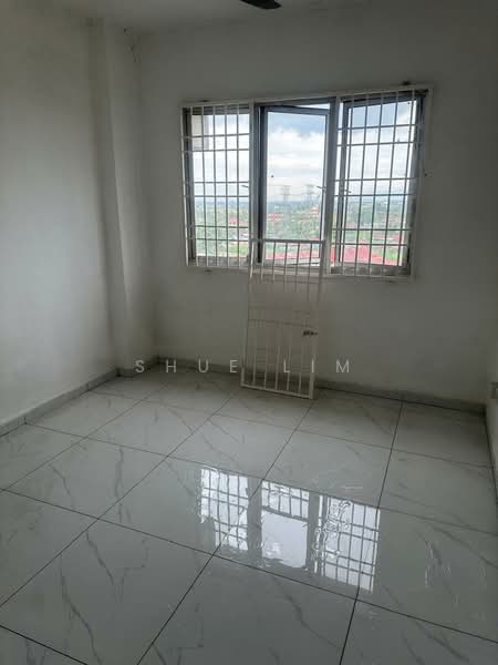 Apartment for Sale at Pangsapuri Sri Pinang - Shue Lim - PropertyGuru.com.my