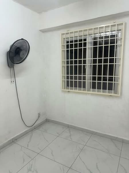 Apartment for Sale at Pangsapuri Sri Pinang - Shue Lim - PropertyGuru.com.my