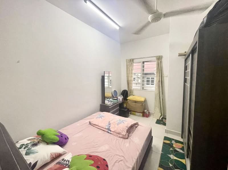 2-storey Terraced House for Sale in Taman Pelangi Semenyih 2 (Beranang) - Akmal Zakaria - PropertyGuru.com.my