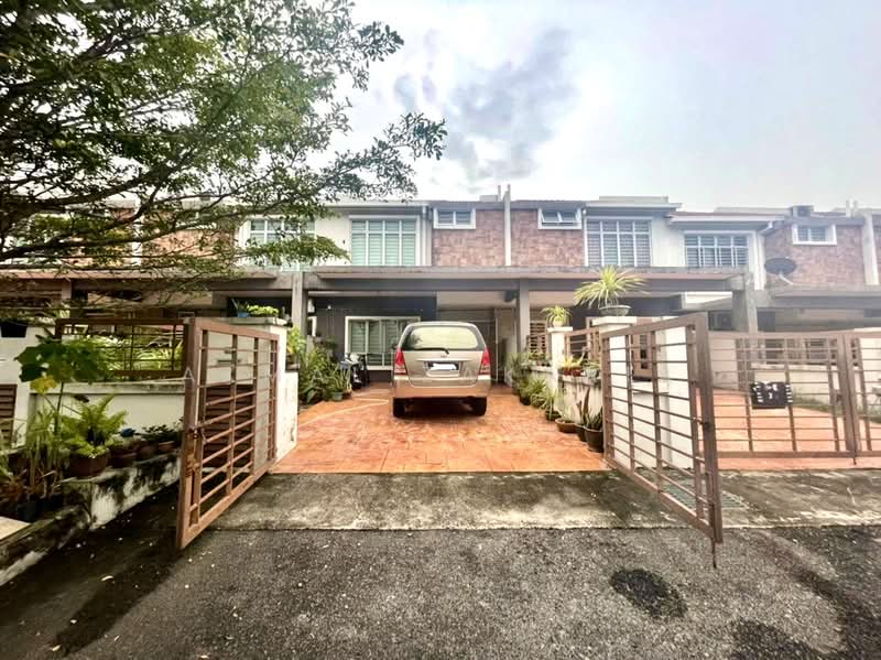 2-storey Terraced House for Sale in Taman Pelangi Semenyih 2 (Beranang) - Akmal Zakaria - PropertyGuru.com.my