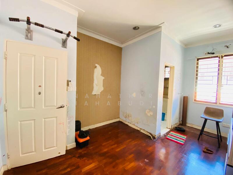 2-storey Terraced House for Sale in Bukit Jelutong (Shah Alam) - Nahathir Shahabudin - Interior - PropertyGuru.com.my
