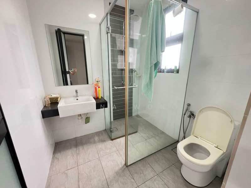 D'Aman Residences @ Puchong untuk Untuk Disewa - RM 1,500 /bulan, Mac 2026 - Bathroom - PropertyGuru.com.my