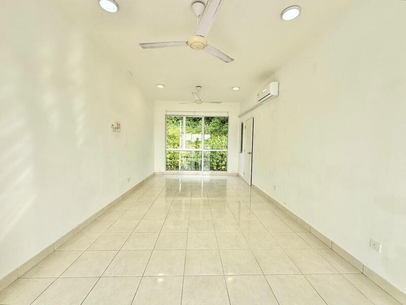 Bayu Heights untuk Untuk Dijual - RM 800,000, Feb 2026 - Living Room - PropertyGuru.com.my