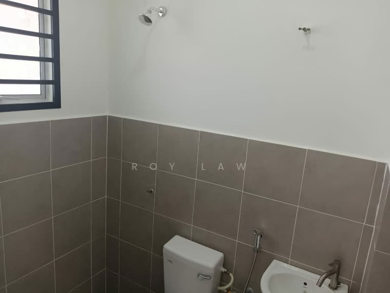Terraced House for Rent in Port Dickson (Negeri Sembilan) - Roy Law - Bathroom - PropertyGuru.com.my