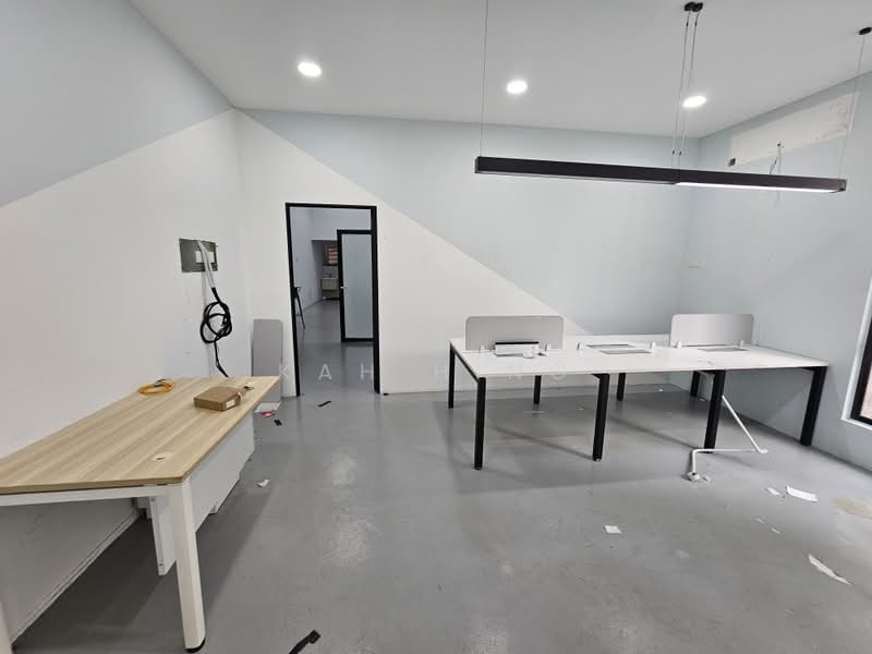 Shop / Office for Rent in Alam Damai (Cheras) - Kah Hing - Interior - PropertyGuru.com.my